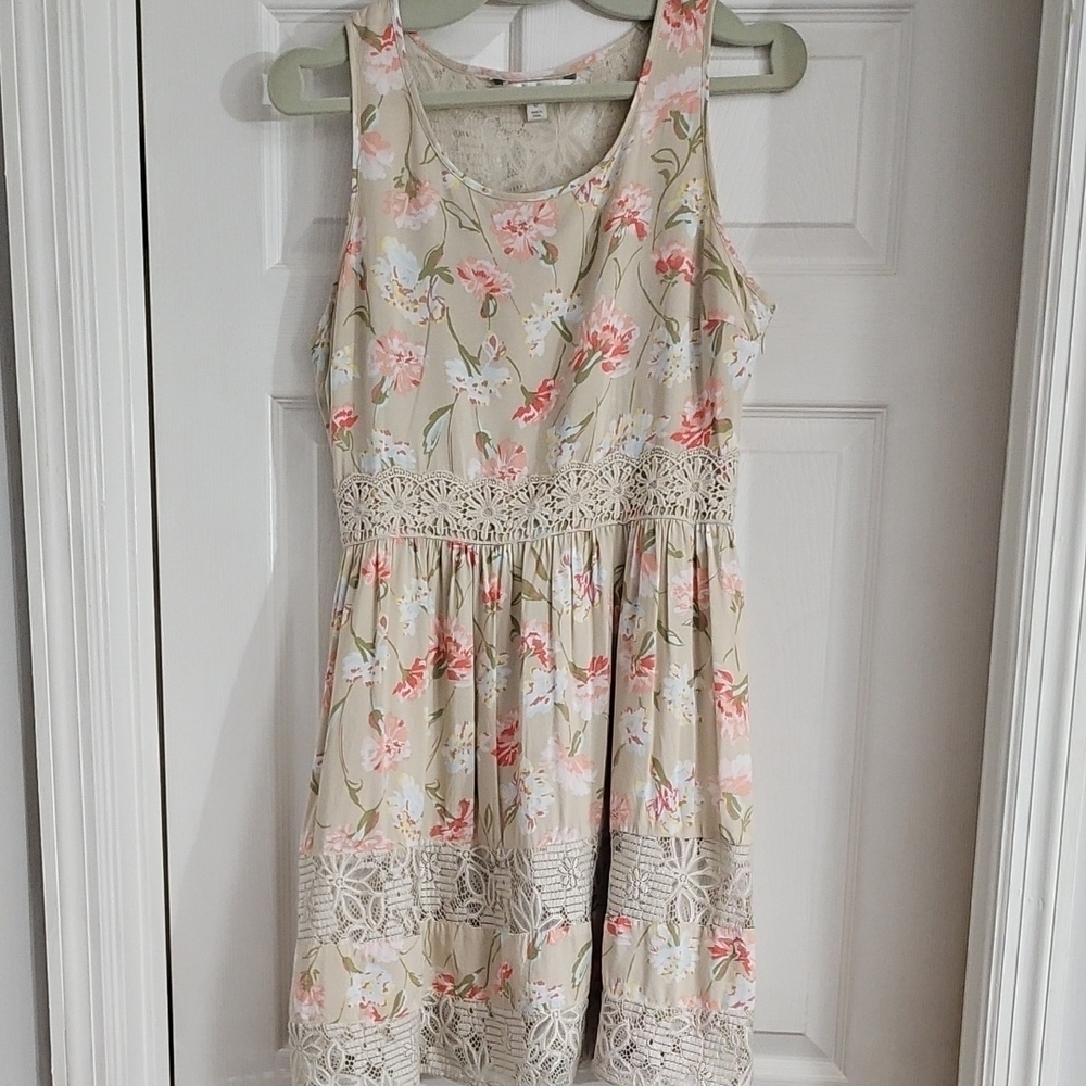 LC Lauren Conrad Lace Detail Dress